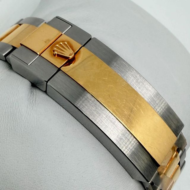 Rolex Submariner 126613 LB Image 3